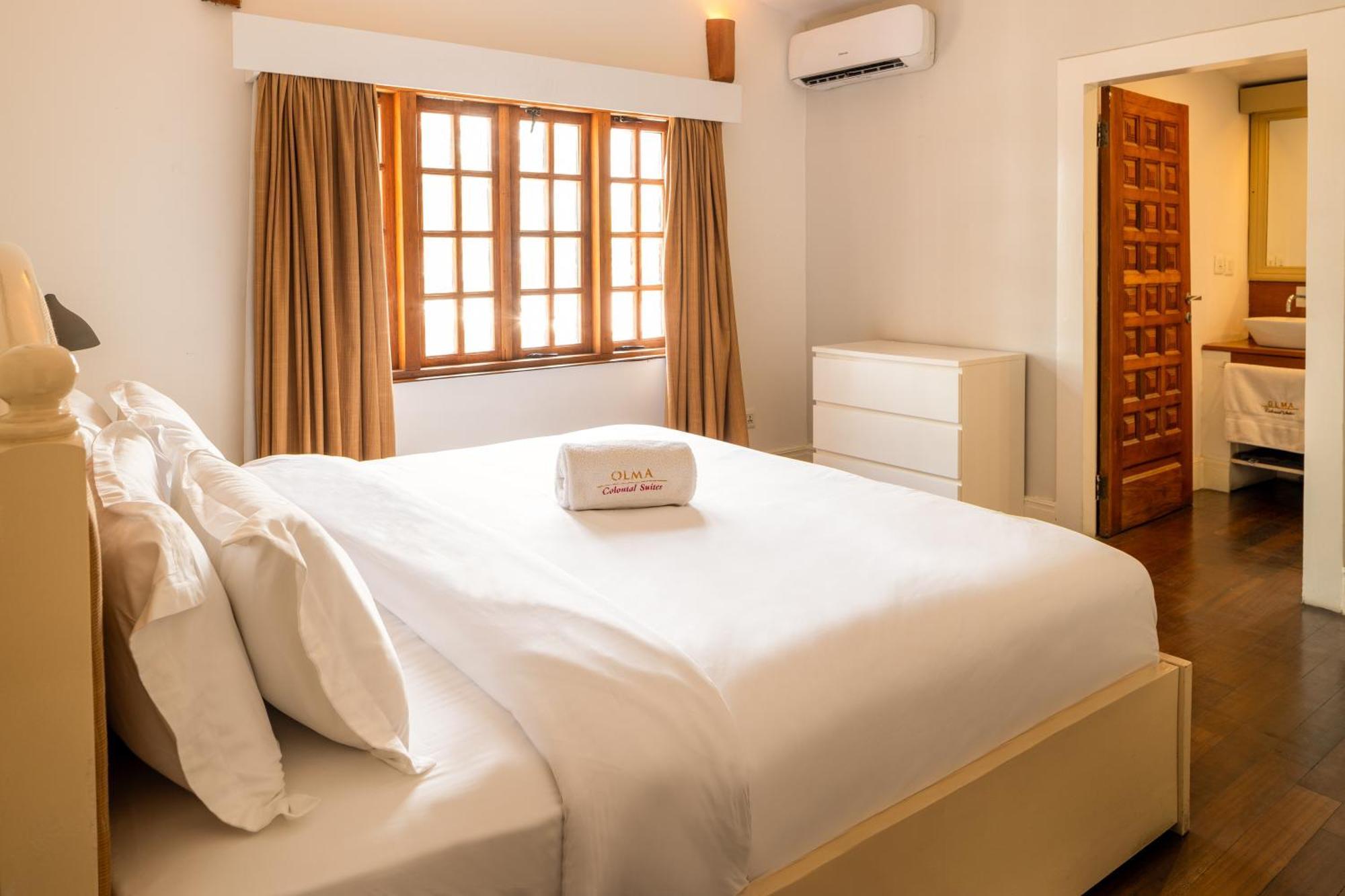 Olma Colonial Suites Akra Dış mekan fotoğraf